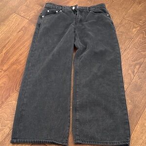 Black Wide-Leg Jeans